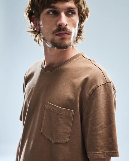 POLERA FOSTER CON BOLSILLO LAVADA