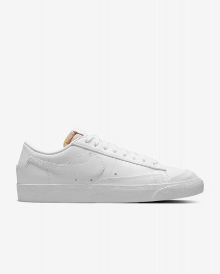 ZAPATILLA MUJER NIKE BLAZER LOW '77 - BONZER