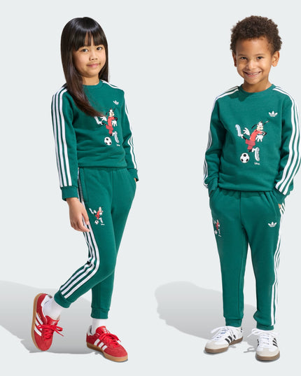 Traje de buzo Adidas Originals Crew Set en color verde.
