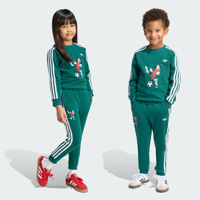 Traje de buzo Adidas Originals Crew Set en color verde.