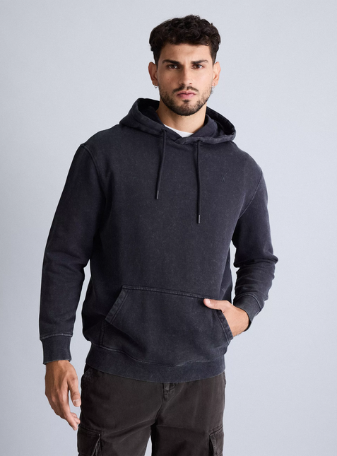 Poleron Foster Hoodie Con Fleece Grueso en color negro.