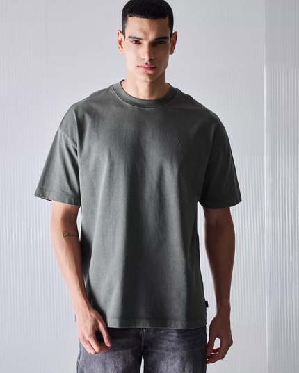 Polera FOSTER polera foster oversize lavada en color verde clar