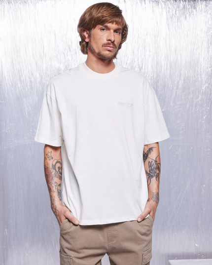 Polera FOSTER polera foster bolsillo pecho sk en color blanco