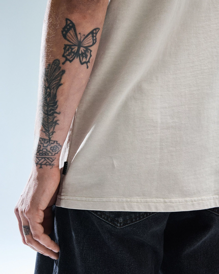 POLERA FOSTER CON BOLSILLO LAVADA