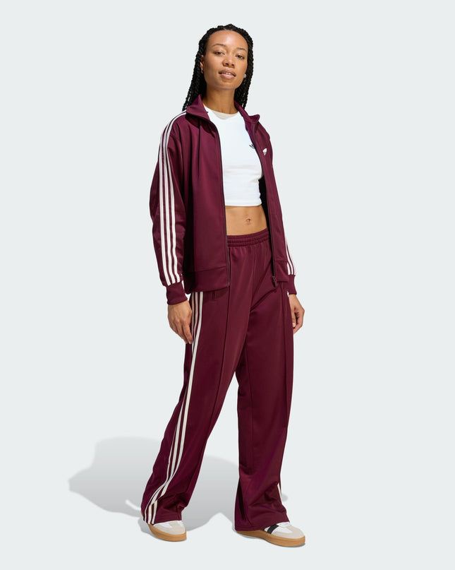 Polerón Adidas Originals Fb Tt Loos en color burdeos.