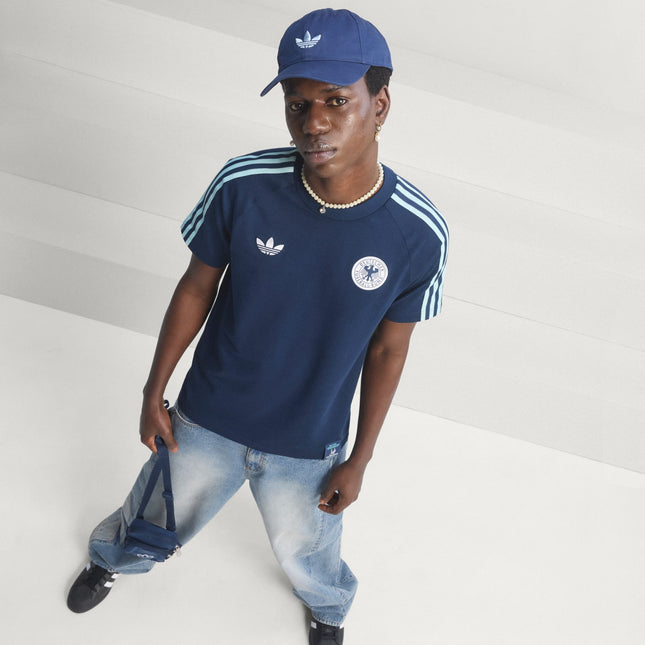Polera Adidas Originals Polera Adidas Originals Dfb Og Tee en color azul