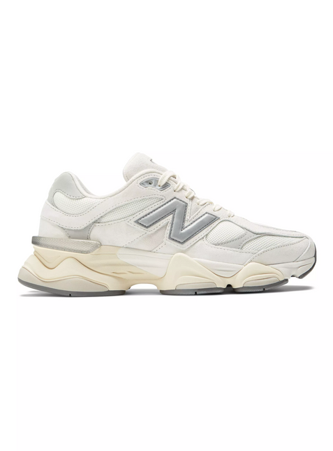 Zapatilla New Balance 9060 en color blanco