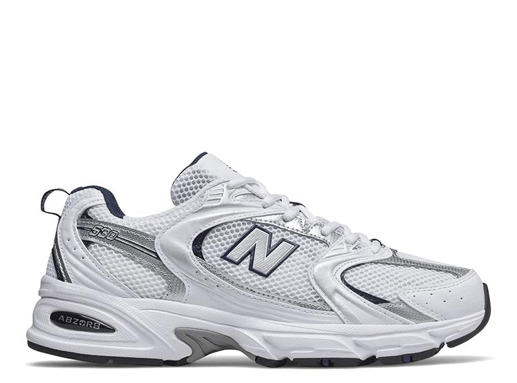 Zapatilla New Balance 530 en color natural