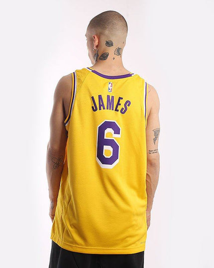 POLERA NIKE X LEBRON JAMES LOS ANGELES LAKERS ICON EDITION 22/23 - MAWI