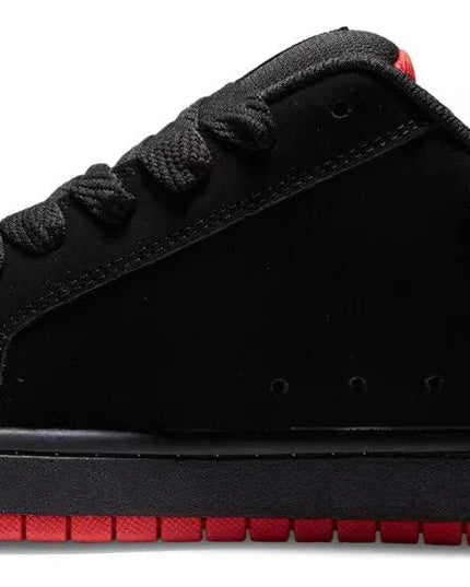 DC SHOES COURT GRAFFIK SQ SNEAKER 