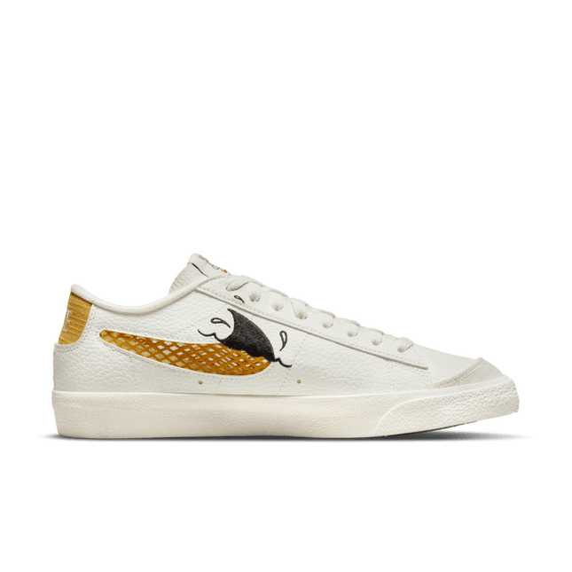 NIKE BLAZER LOW 77 SE NN SNEAKER