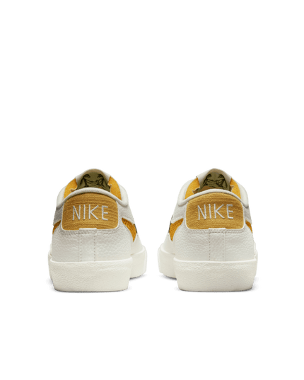 NIKE BLAZER LOW 77 SE NN SNEAKER