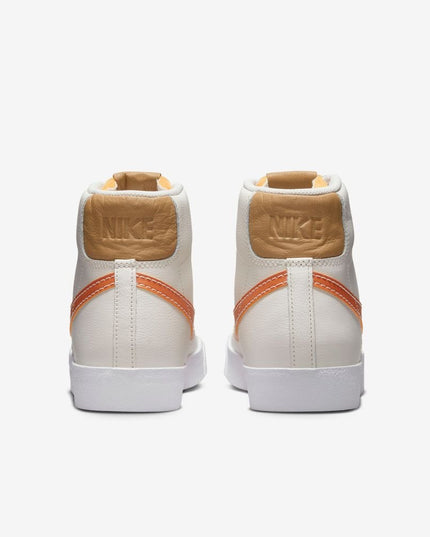 NIKE BLAZER MID '77 EMB SNEAKER