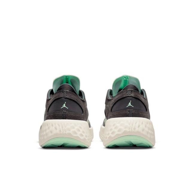 ZAPATILLA NIKE JORDAN DELTA 3 LOW - BONZER